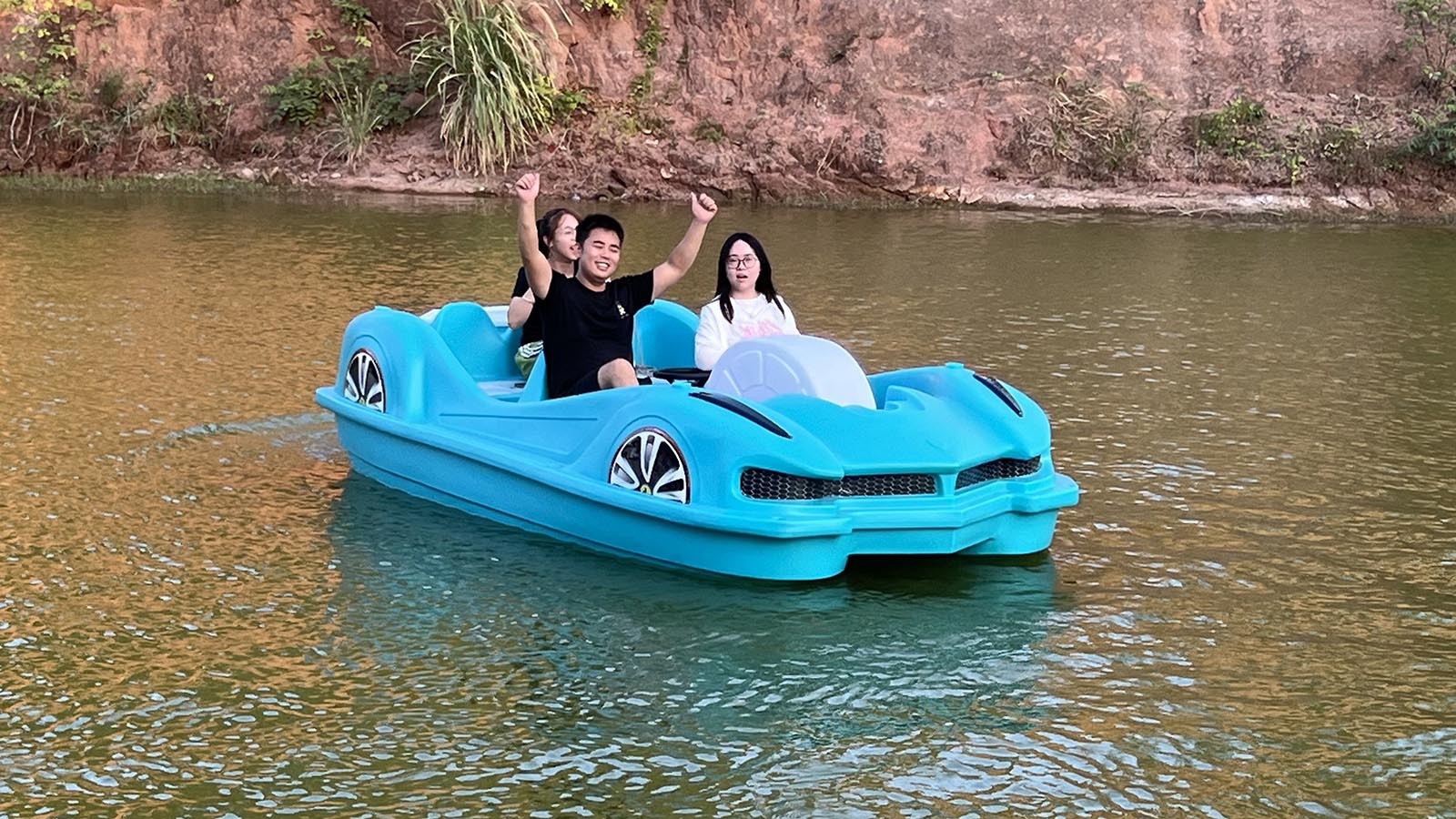 4 seats pedal boat 4 seats pedal boat